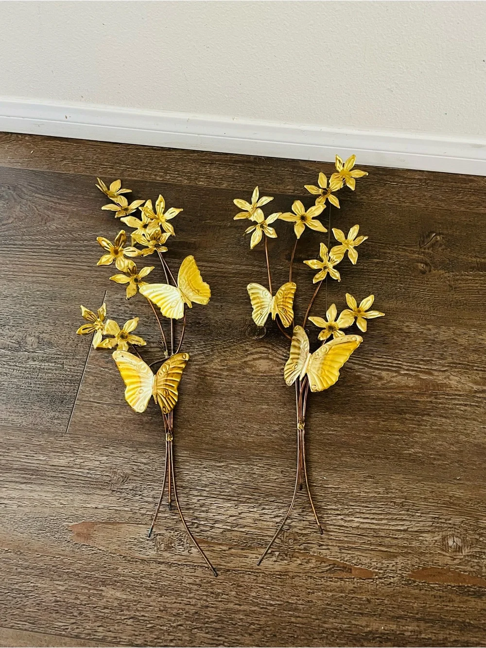 Vintage 1960s Homco MCM gilt metal wall art 24 inches long